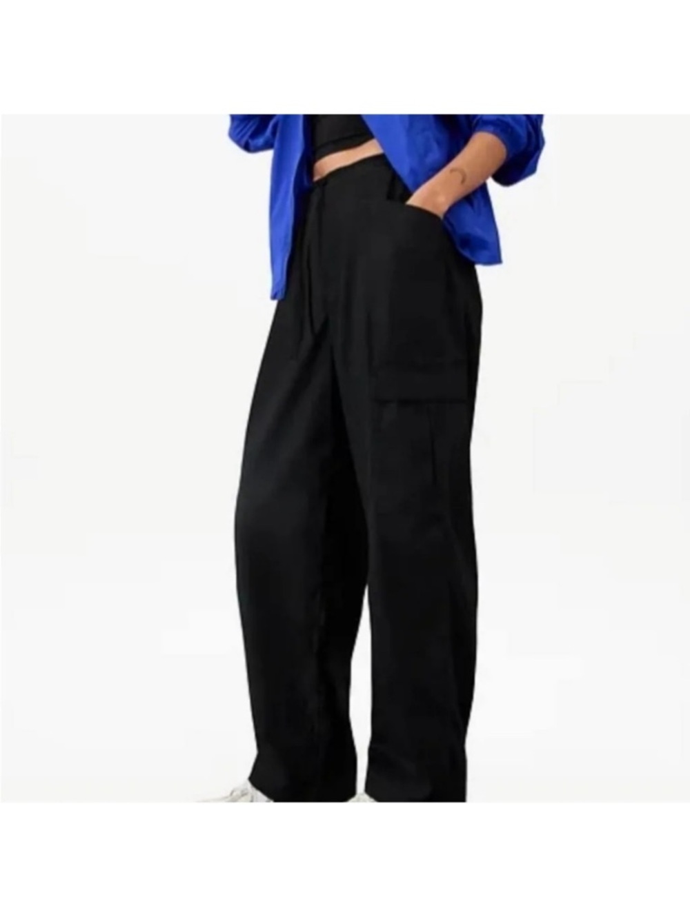 Athleta Paradise Straight Leg Cargo Pants Black Size Medium NWT - Picture 4 of 6